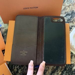 Authentic LV iPhone 6/7 Plus case